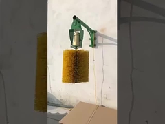 Горизонтальное положение ПП нейлоновые автоматические щетки для царапины скота